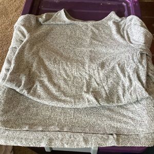 Old Navy Dress/ Top, gray/ black/ white, size small, never worn but tried on.